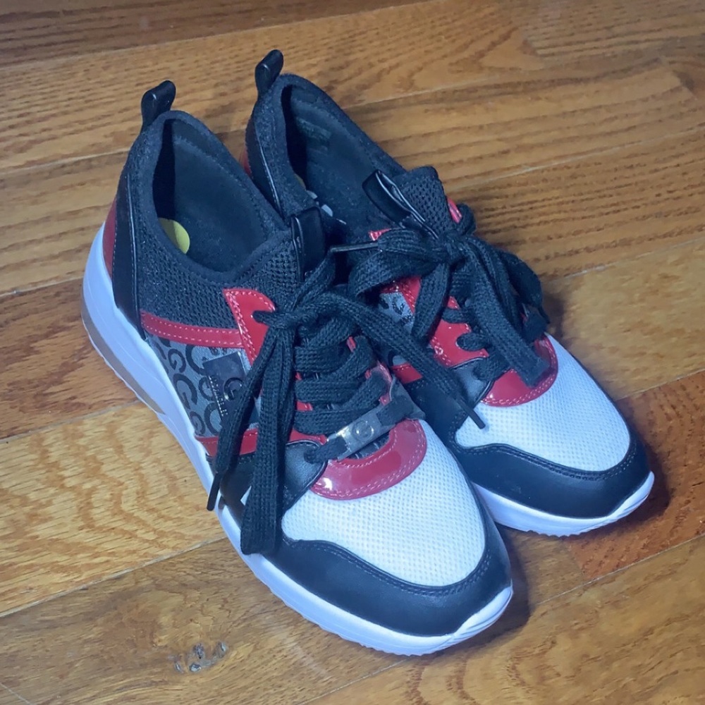 Never worn, Guess sneakers